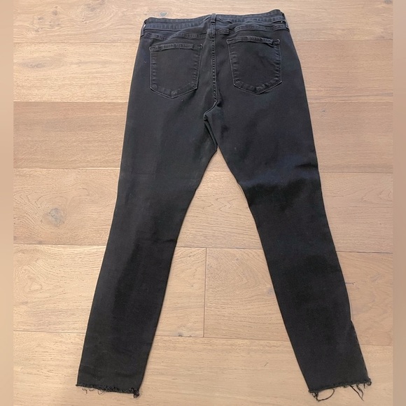 EUC Size 14 Old Navy rockstar Mid-rise denim - Picture 4 of 5